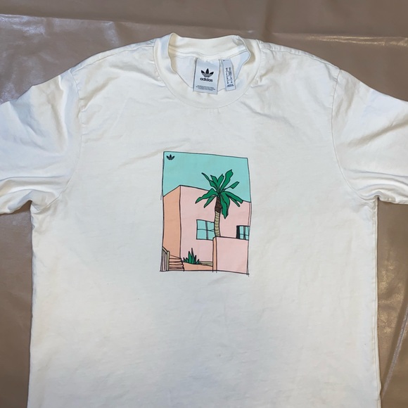 Adidas Originals Hand Drawn Tee 
Size medium 
Great condition - Picture 3 of 5